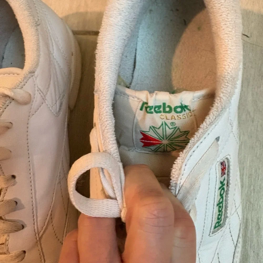 Reebok White Mens Sneakers, Sz 9.5 Used - Picture 6 of 11